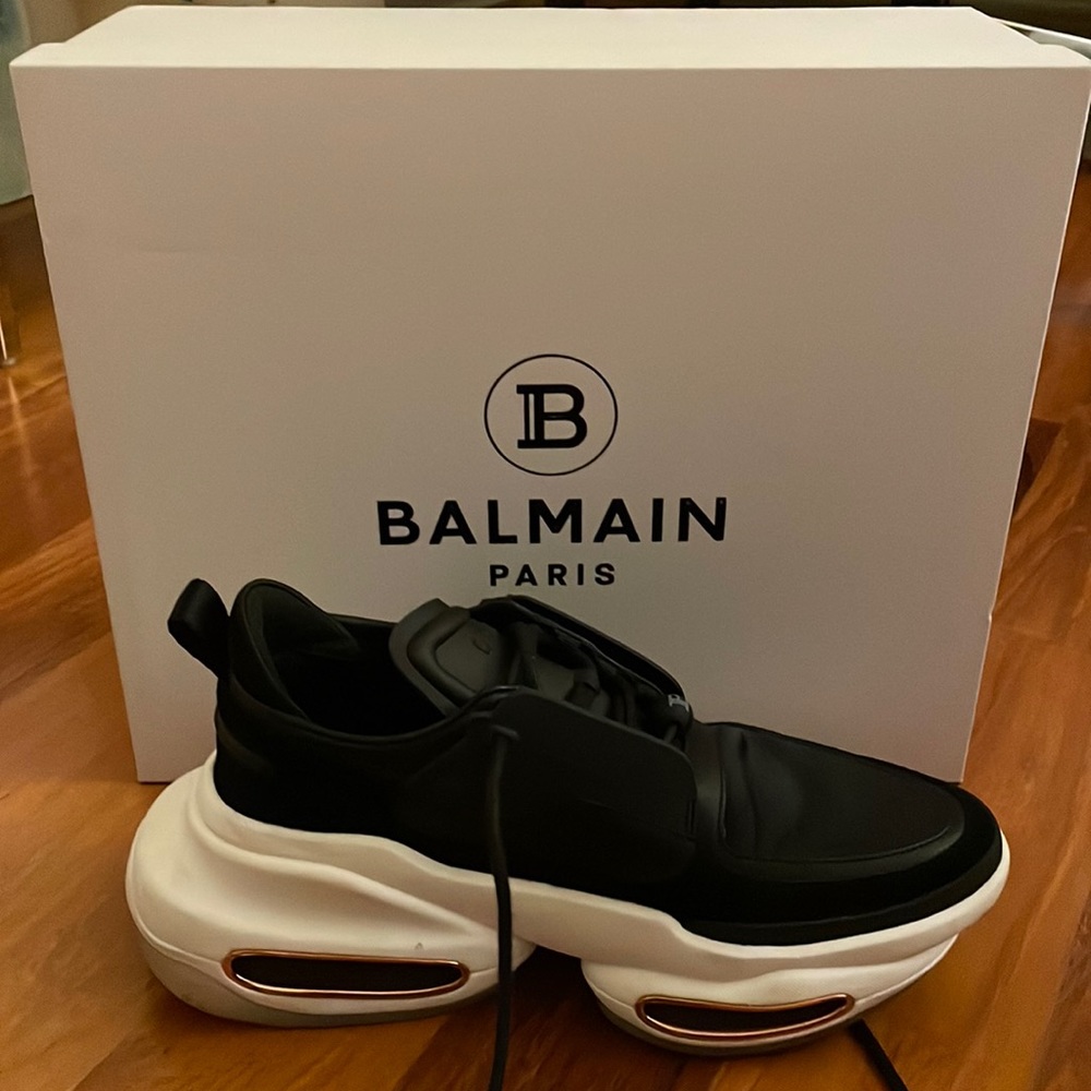 Balmain low top sneakers
